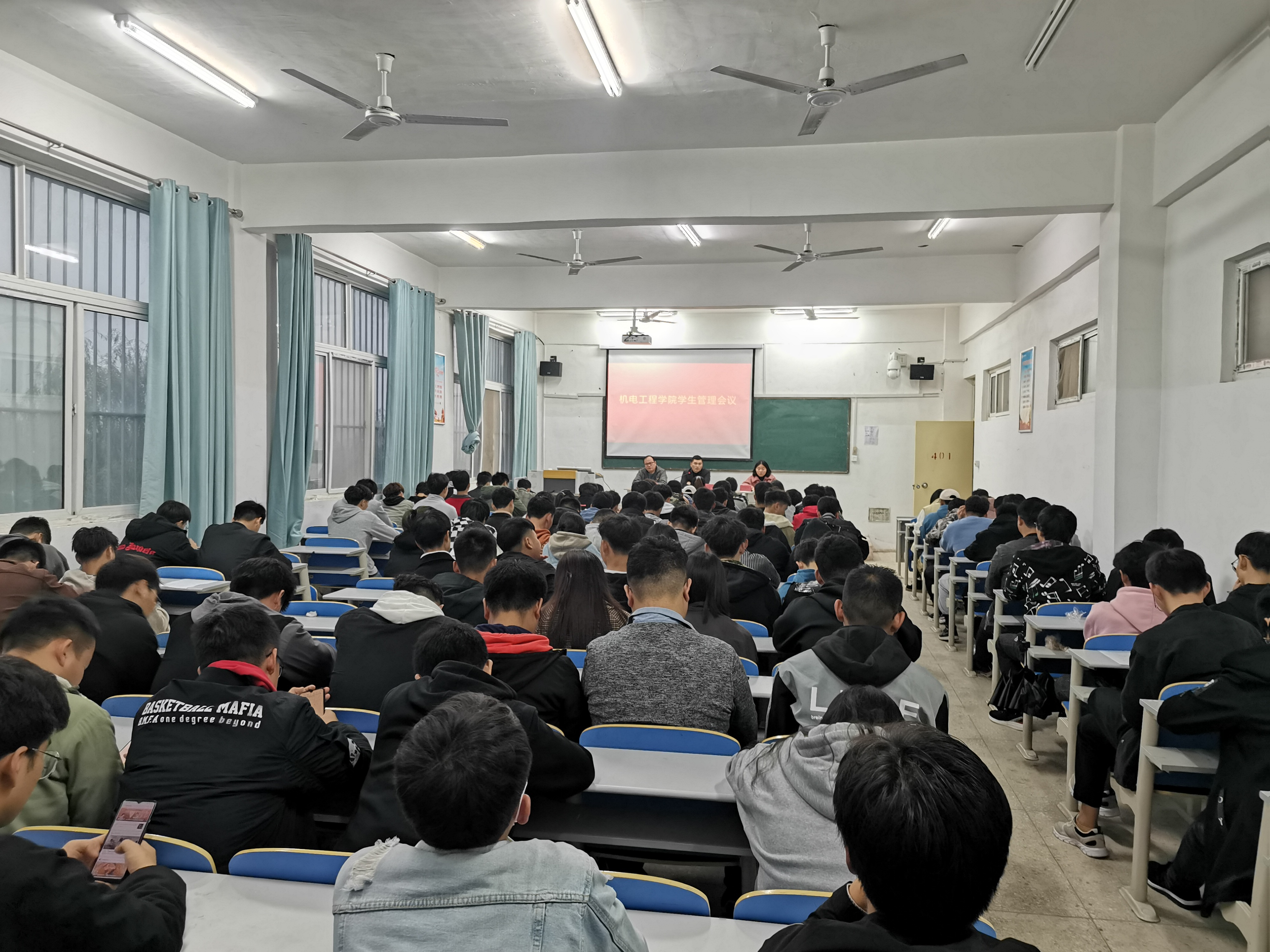 微信图片_20201118003040.jpg